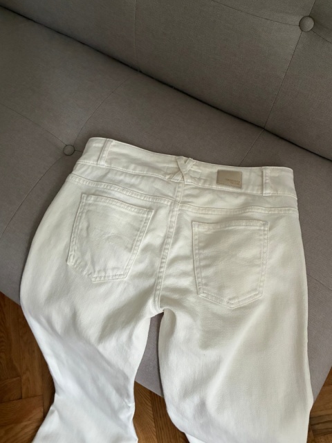 Kremowe jeansy dzwony Trussardi Jeans Kremowe jeansy dzwony Trussardi Jeans